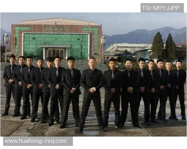 足球明星保镖全程护驾揭秘背后的安全故事与荣耀时刻